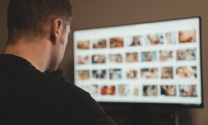 Youth Protection: States Pass Porn Filters for Operating Systems